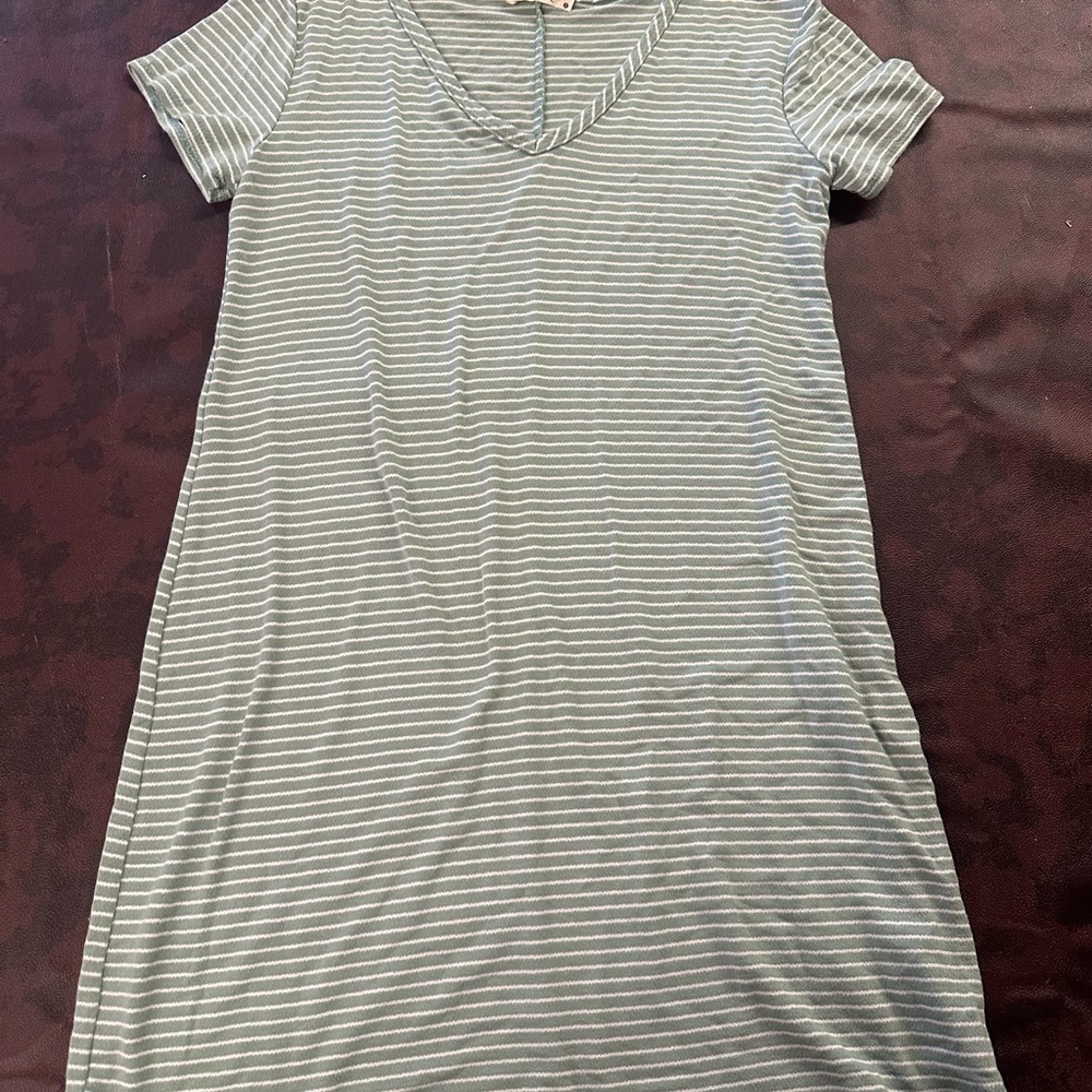 Striped V-Neck Short Sleeve Dress